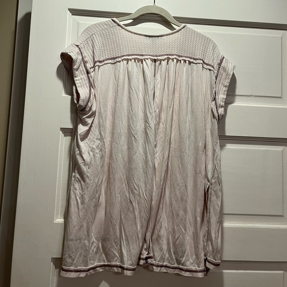 Pink casual top - Picture 3 of 3